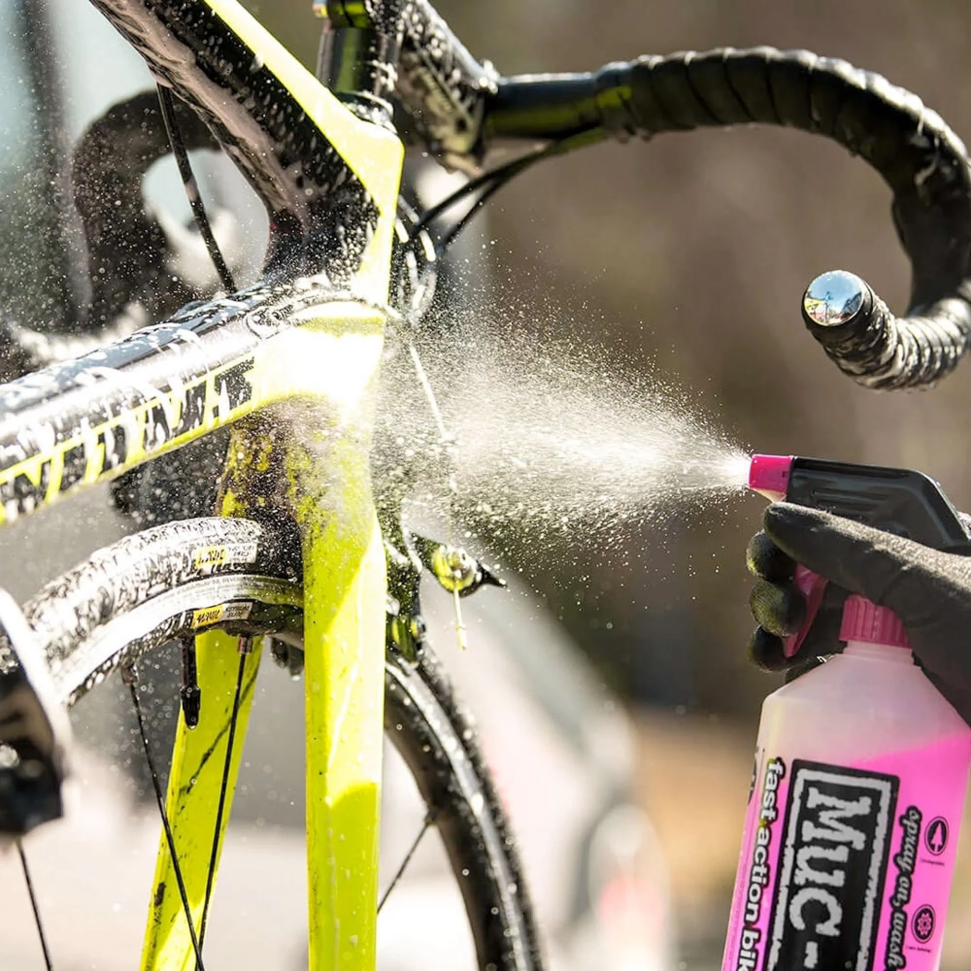 Muc-Off Nano Tech Bike Cleaner 1L - Image 4