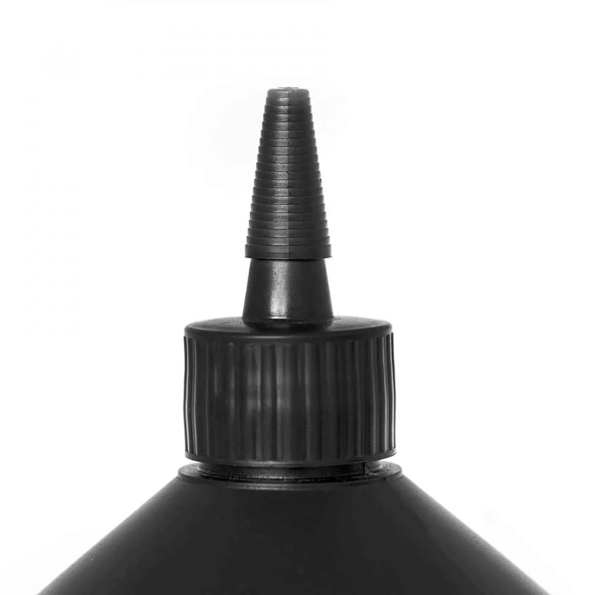 Muc-Off No Puncture Hassle Tubeless Sealant 1L - Image 3